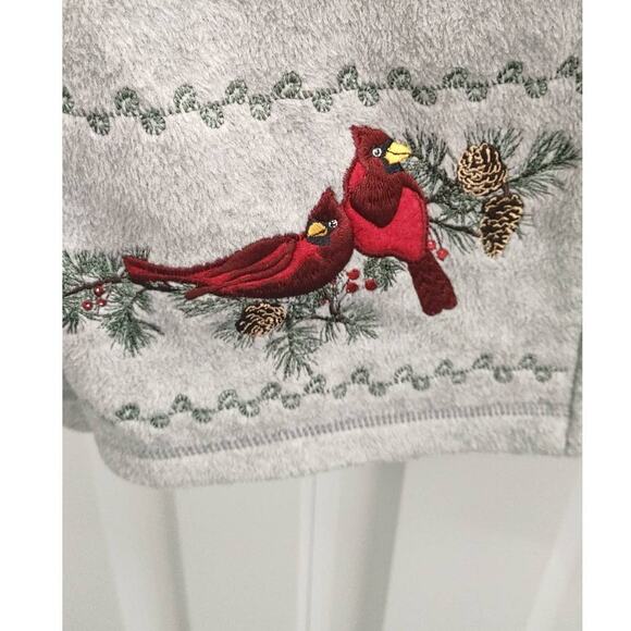 Croft & Barrow Sweater Zip Up Embroidered Winter Theme Cardinals Petite XL - Picture 2 of 6